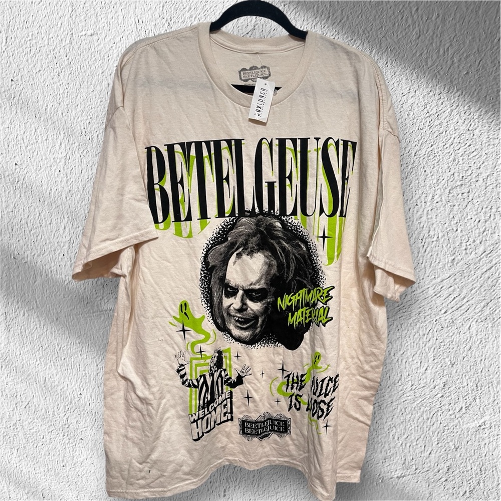Beetlejuice Graphic Tee - Cream